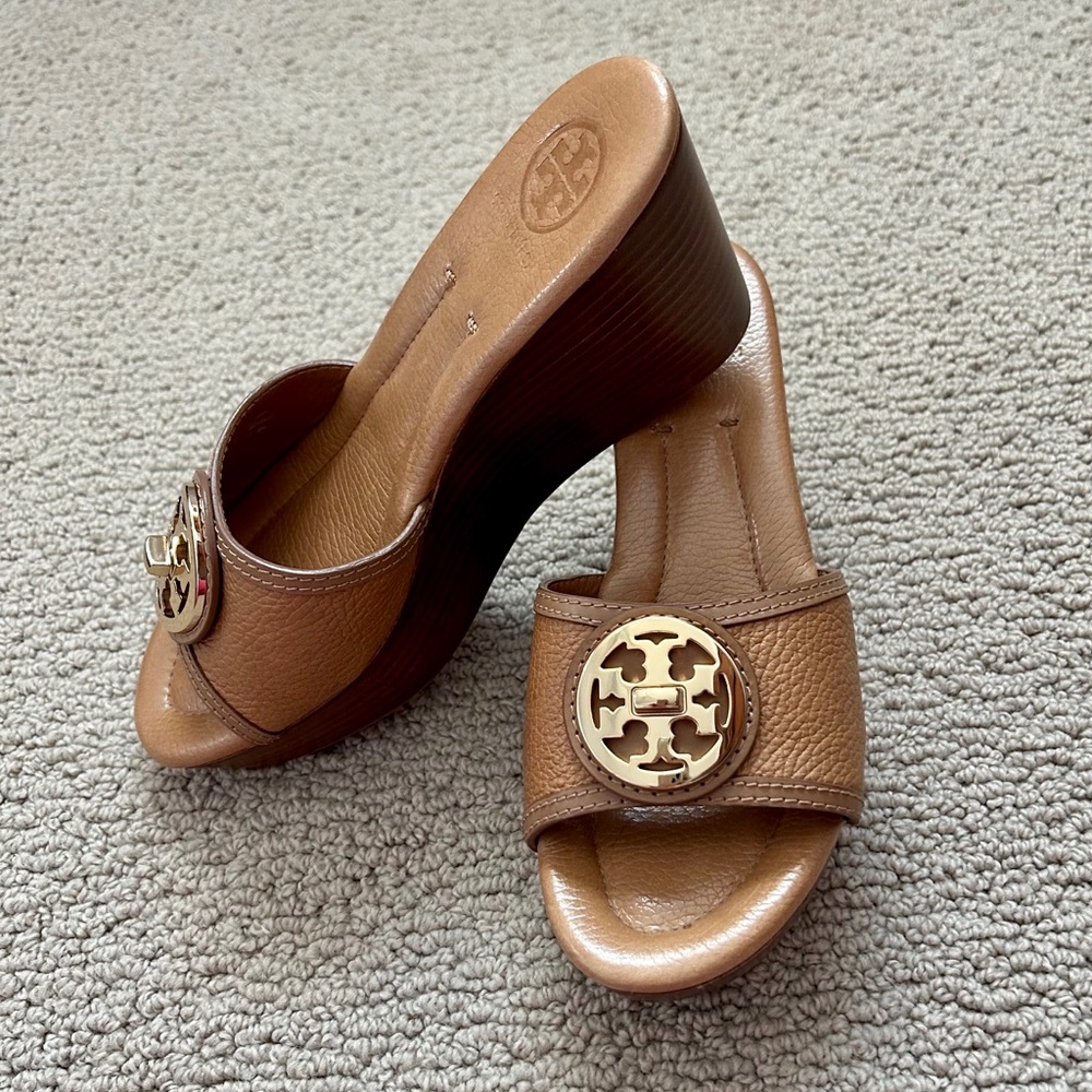 Tory Burch, Royal Tan Tumbled Leather 80MM Slide Wedge, Size 8- Like New!